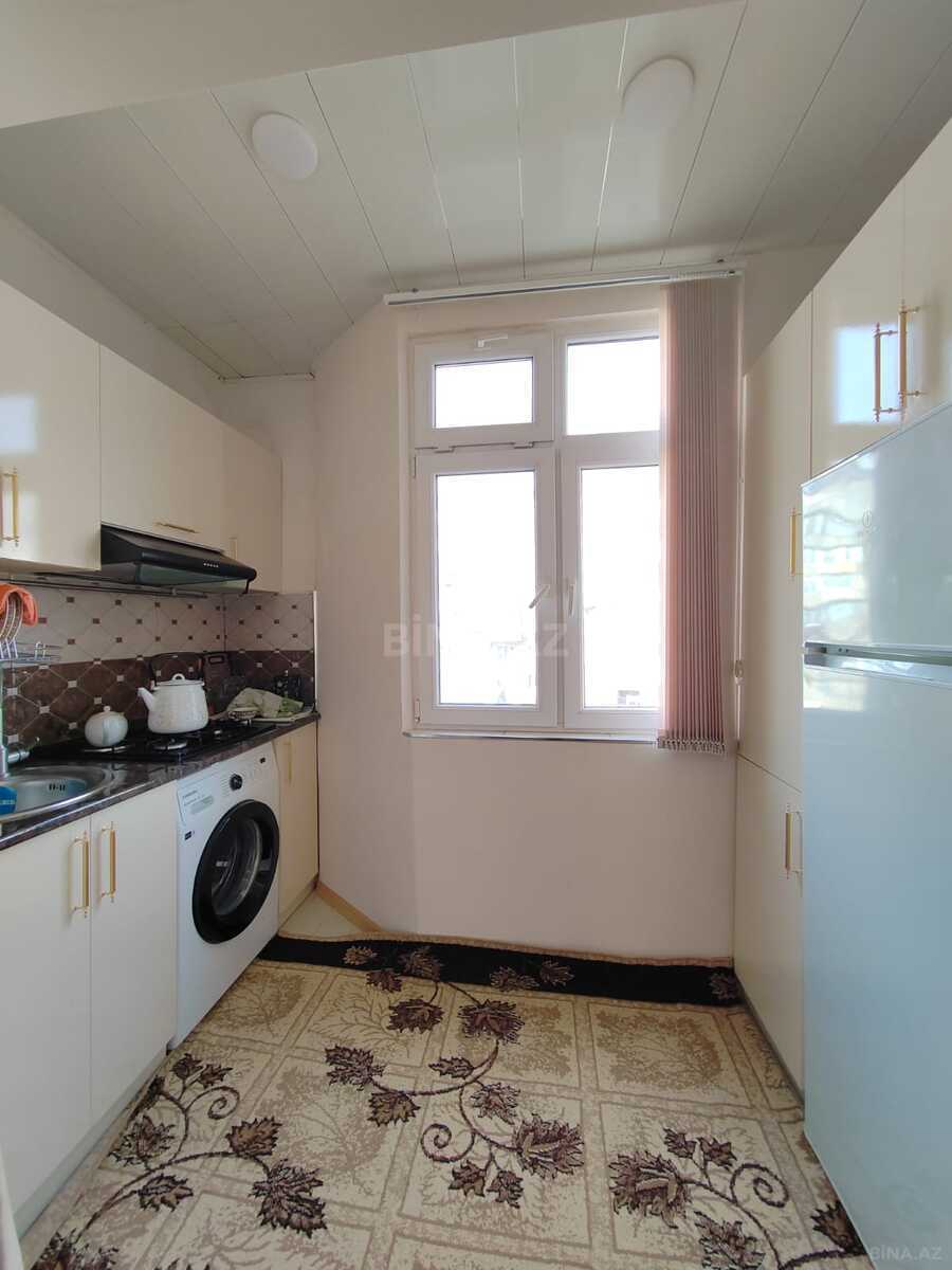 2 otaqlı Köhnə tikili, Xalqlar Dostluğu m., Bakı