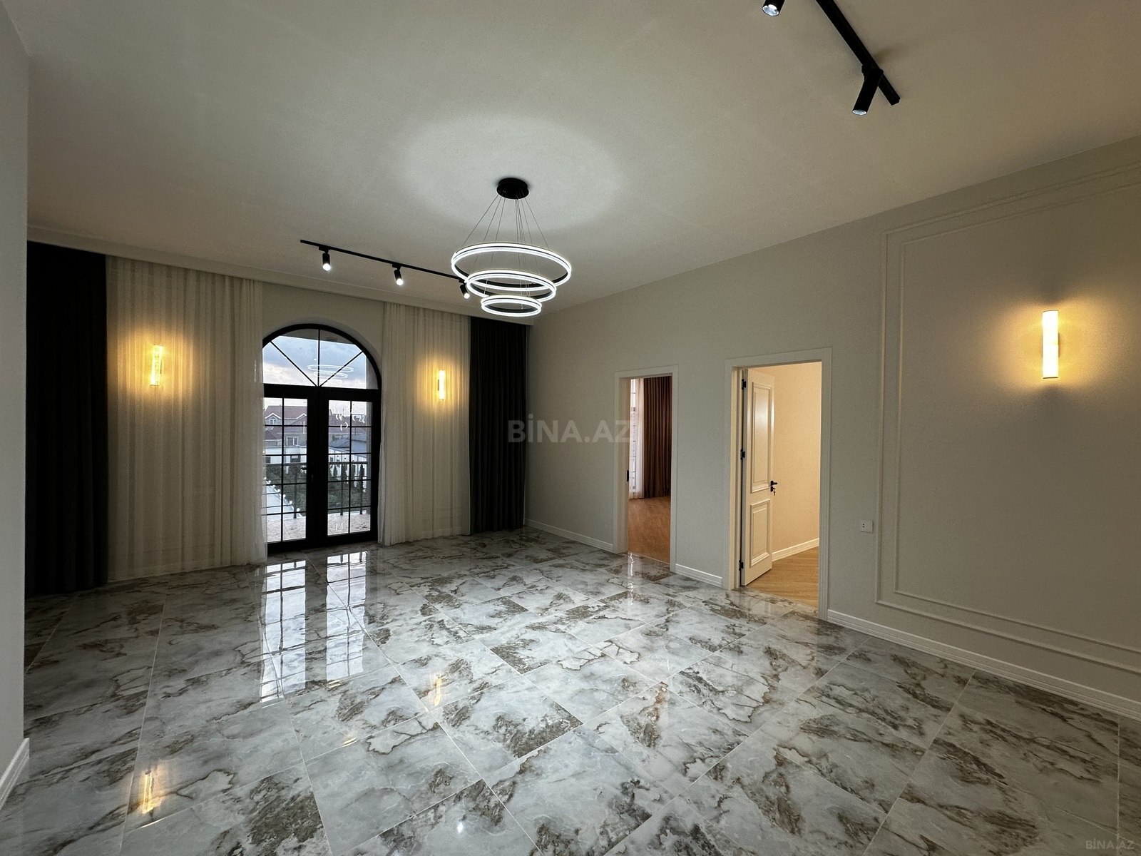 6 otaqlı Həyət evi/Bağ evi, Mərdəkan q., Bakı