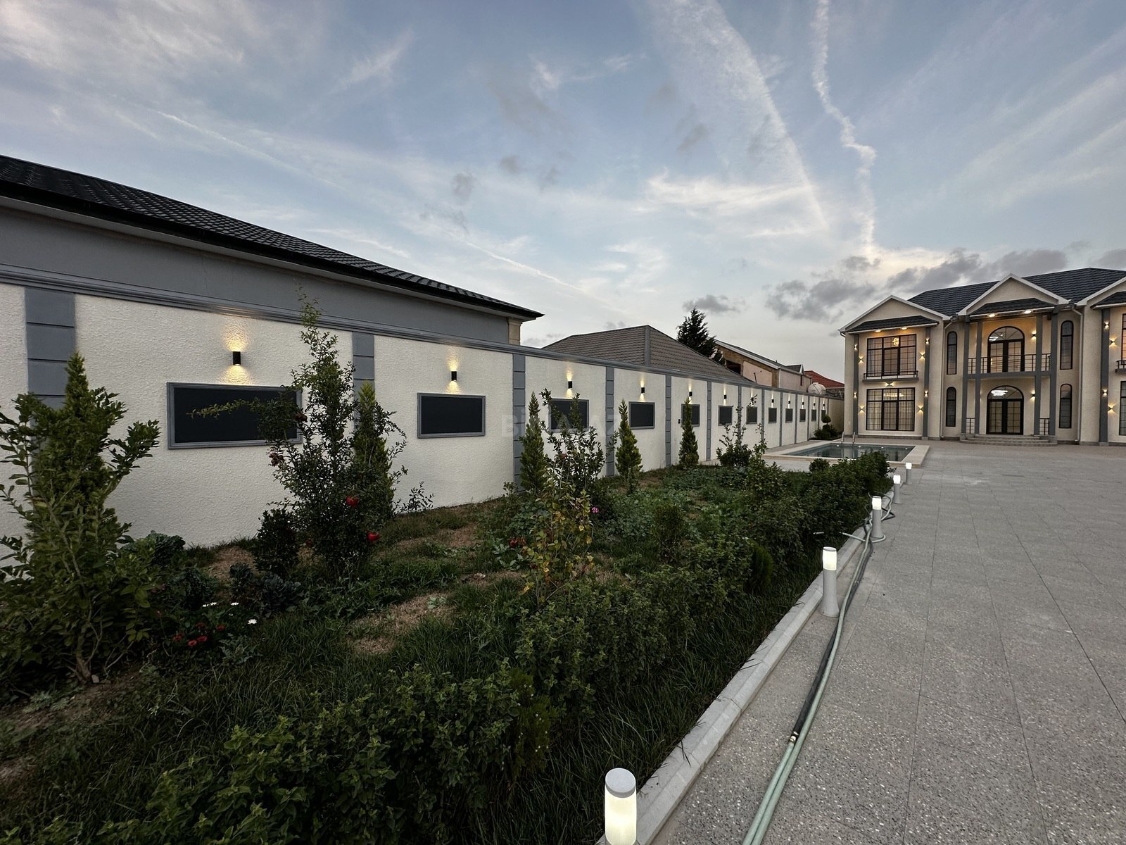 6 otaqlı Həyət evi/Bağ evi, Mərdəkan q., Bakı