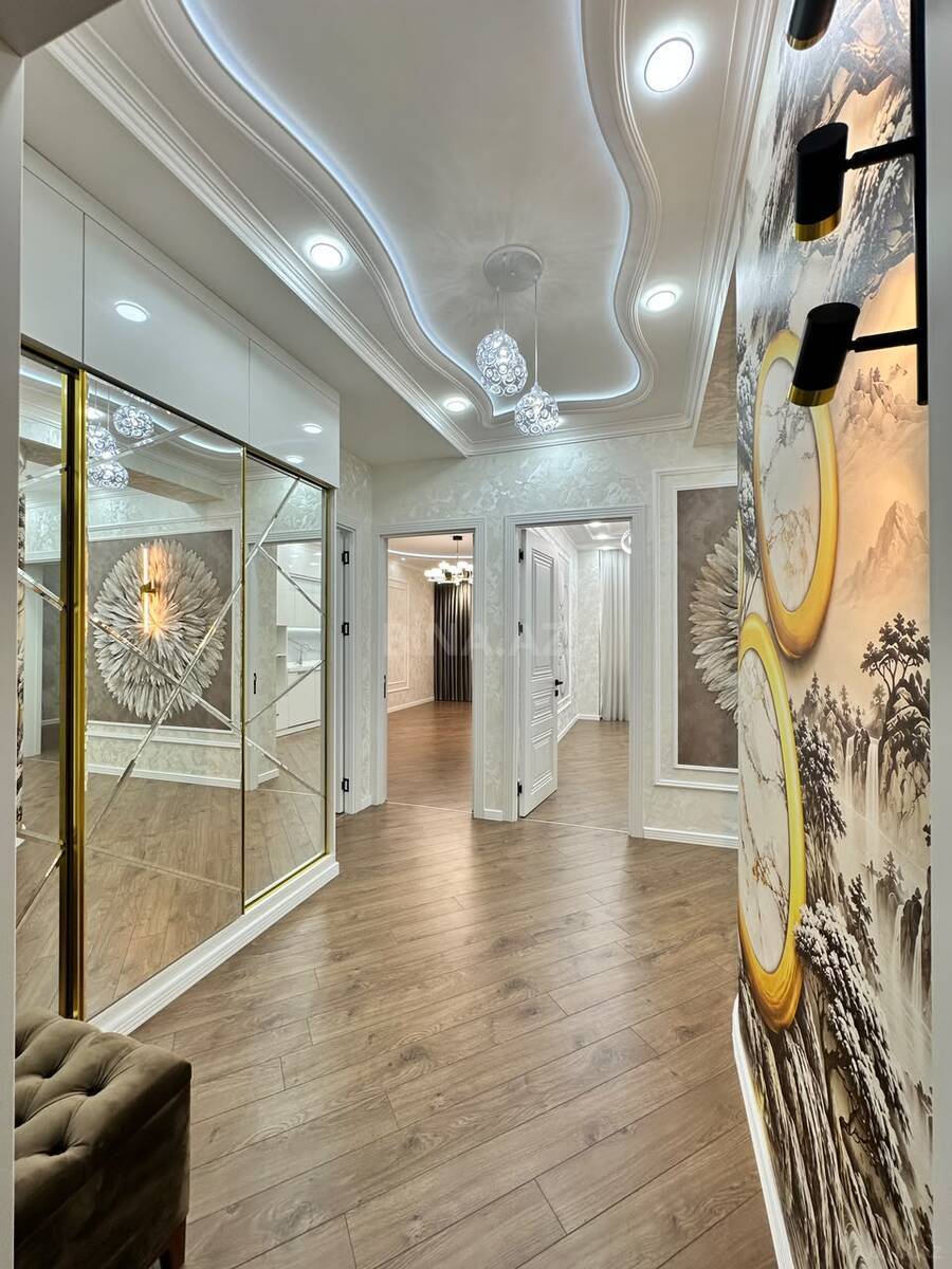 3 otaqlı Yeni tikili, Neftçilər m., Bakı