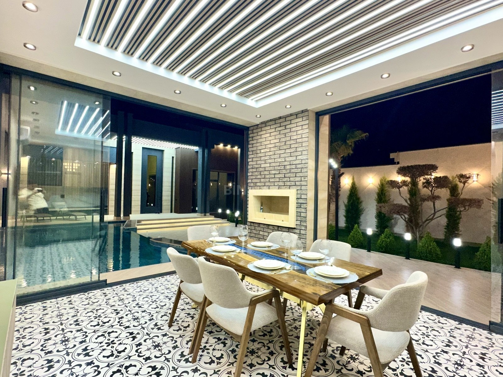 5 otaqlı Həyət evi/Bağ evi, Mərdəkan q., Bakı