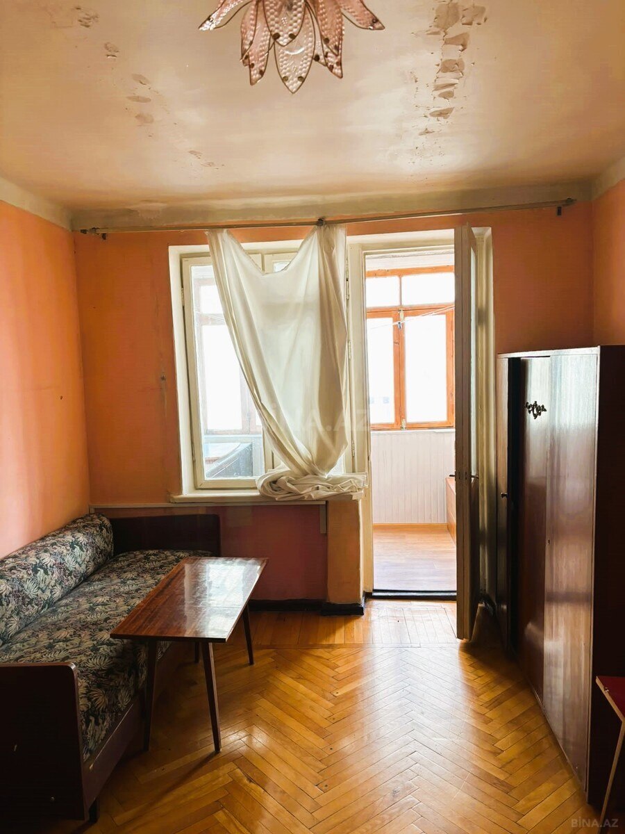 2 otaqlı Köhnə tikili, 28 May m., Bakı