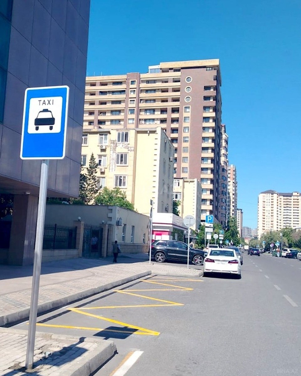 2 otaqlı Köhnə tikili, 28 May m., Bakı