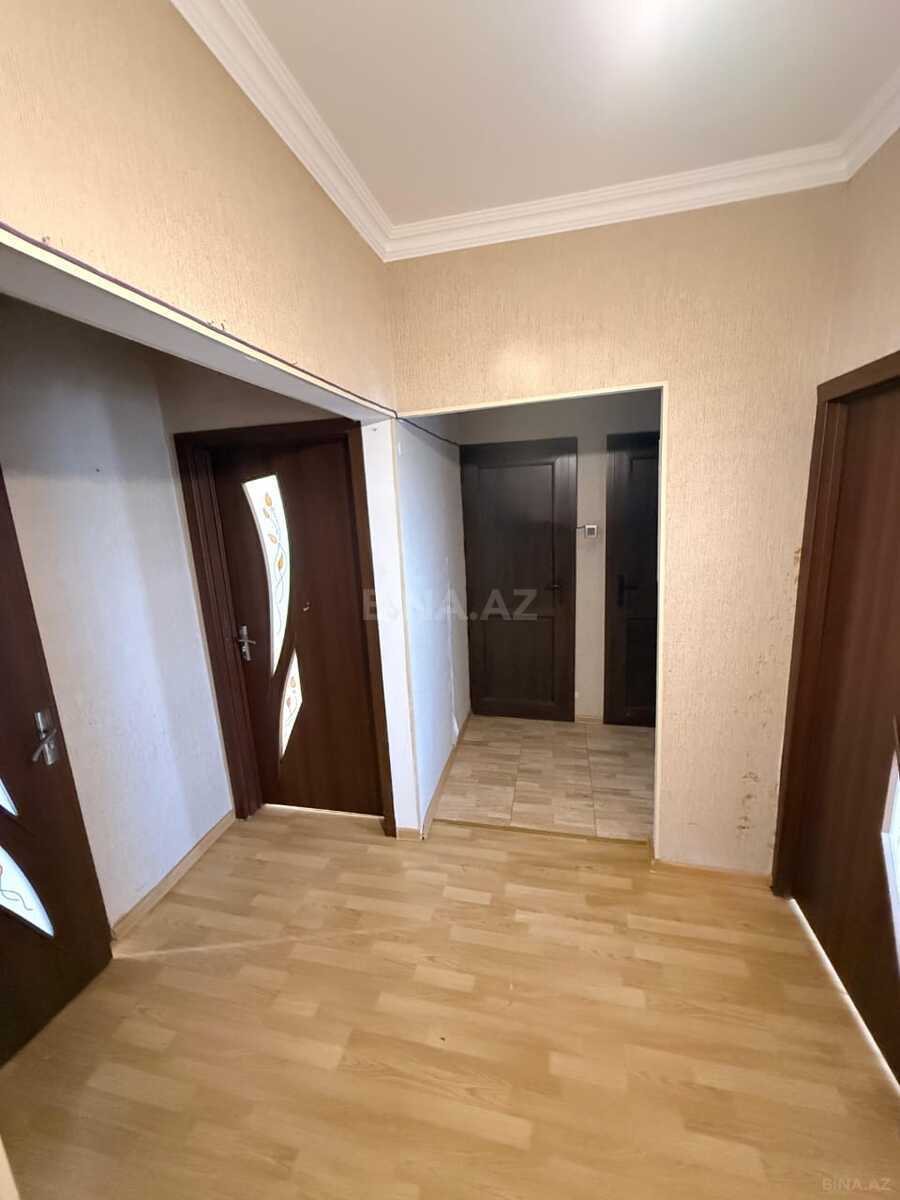 3 otaqlı Köhnə tikili, Əhmədli m., Bakı