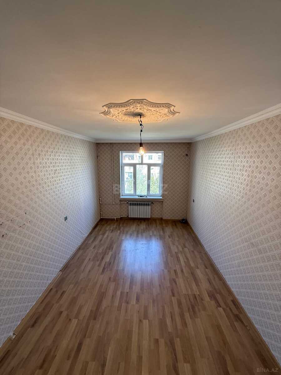 3 otaqlı Köhnə tikili, Əhmədli m., Bakı