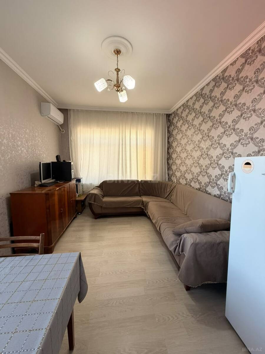 2 otaqlı Köhnə tikili, Xalqlar Dostluğu m., Bakı