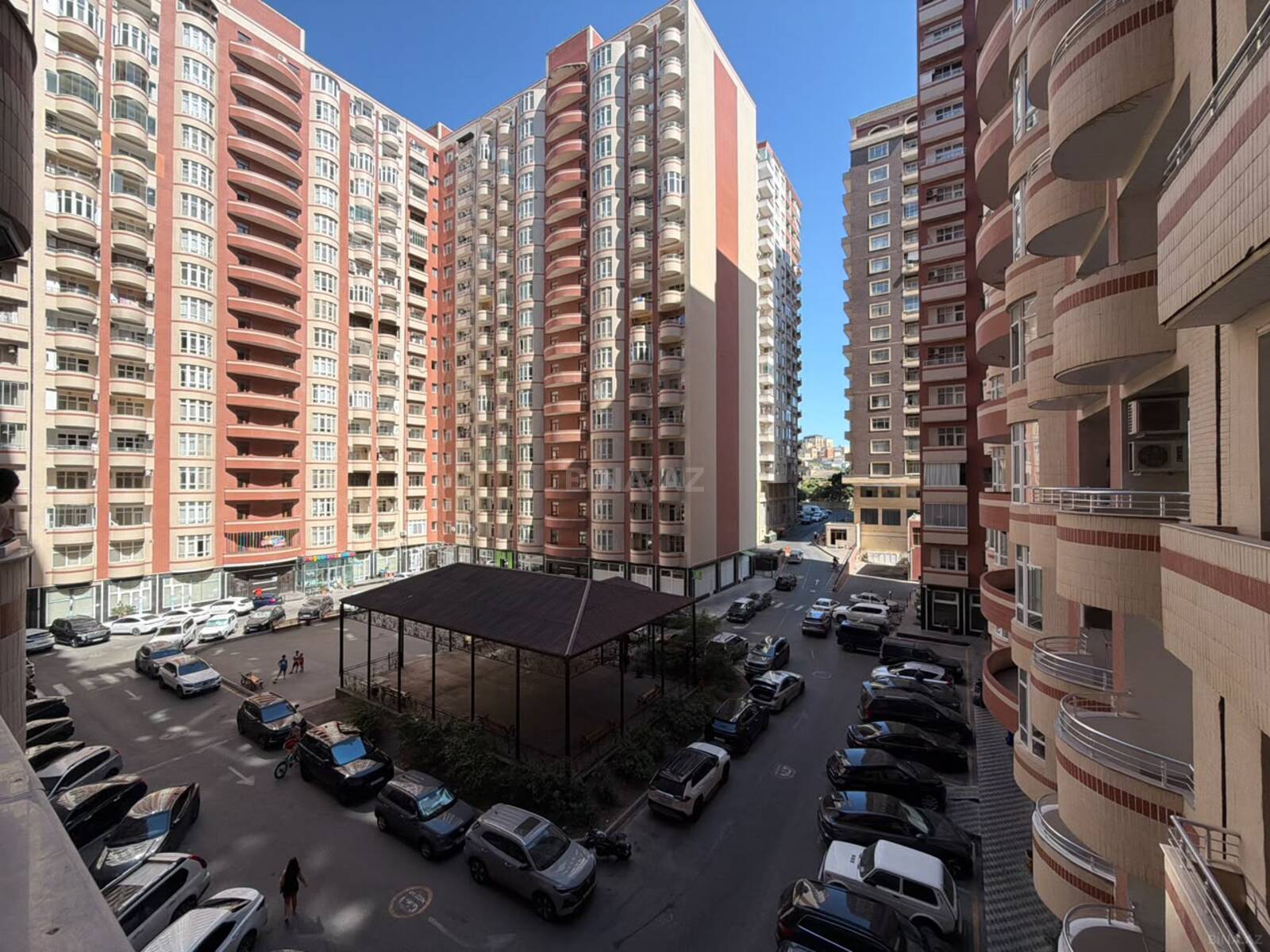 3 otaqlı Yeni tikili, Badamdar q., Bakı