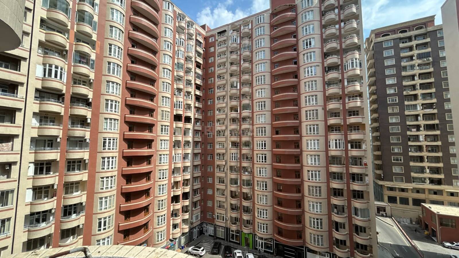 3 otaqlı Yeni tikili, Badamdar q., Bakı