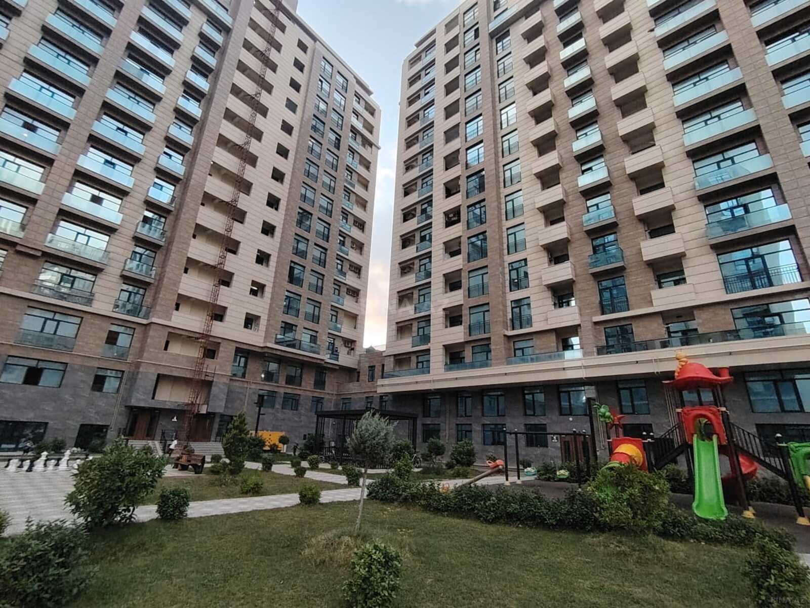 2 otaqlı Yeni tikili, Nizami m., Bakı
