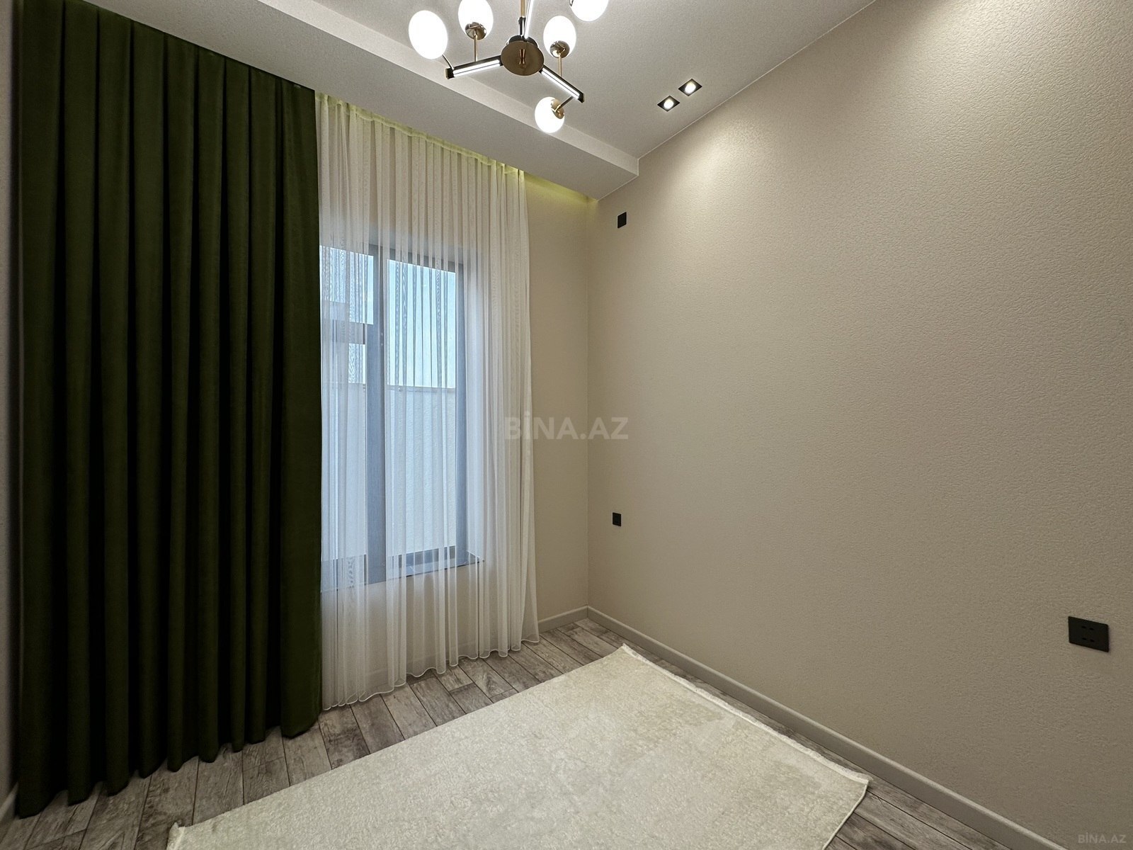 4 otaqlı Həyət evi/Bağ evi, Şüvəlan q., Bakı