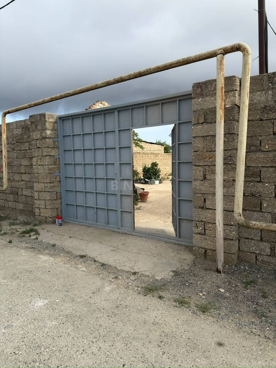 Torpaq Albalılıq q., Bakı
