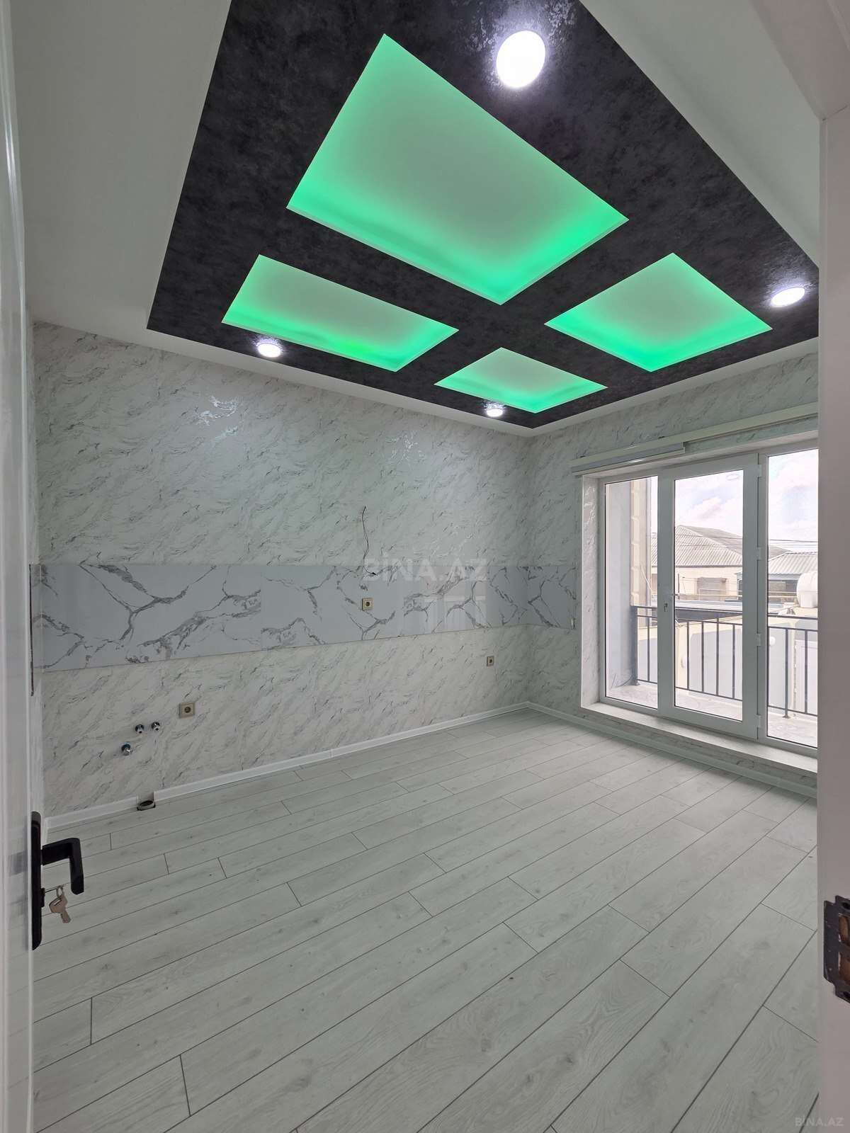 4 otaqlı Həyət evi/Bağ evi, Binə q., Bakı