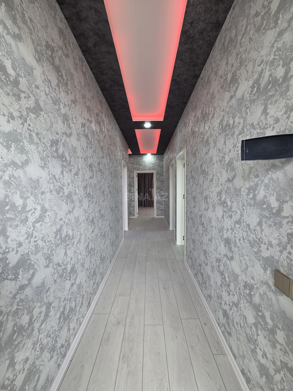 4 otaqlı Həyət evi/Bağ evi, Binə q., Bakı