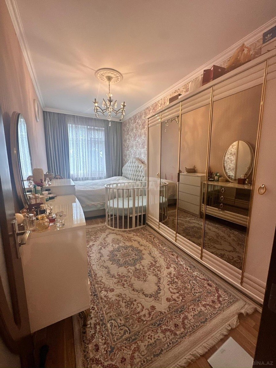 2 otaqlı Köhnə tikili, 20 Yanvar m., Bakı