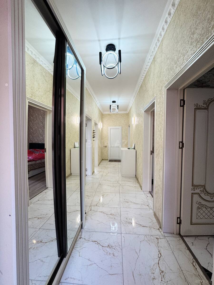 4 otaqlı Həyət evi/Bağ evi, Binə q., Bakı
