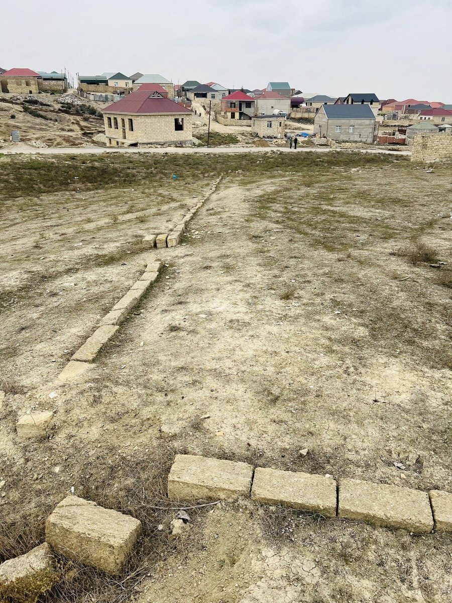 Torpaq Atyalı q., Bakı