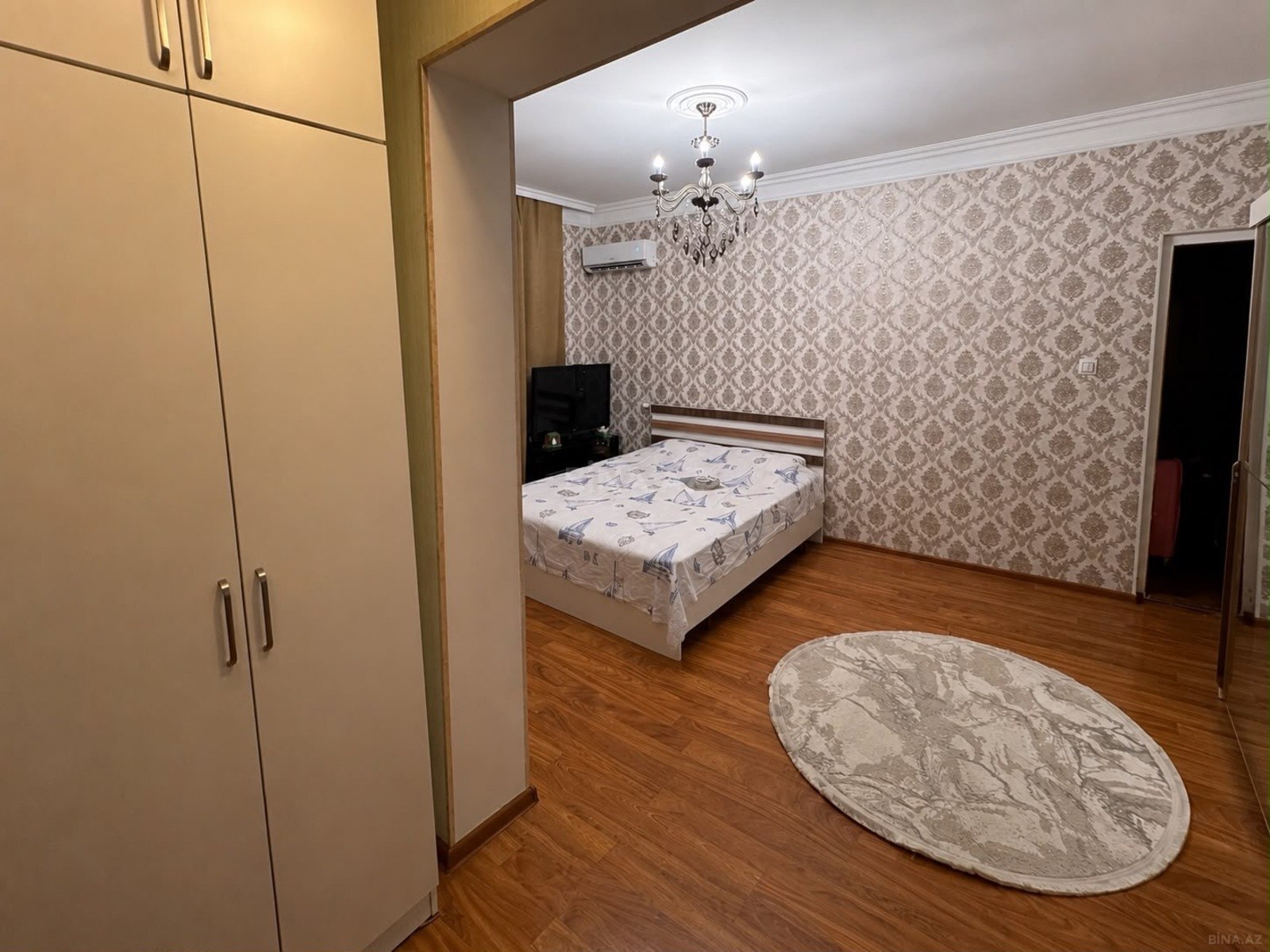 2 otaqlı Köhnə tikili, Memar Əcəmi m., Bakı