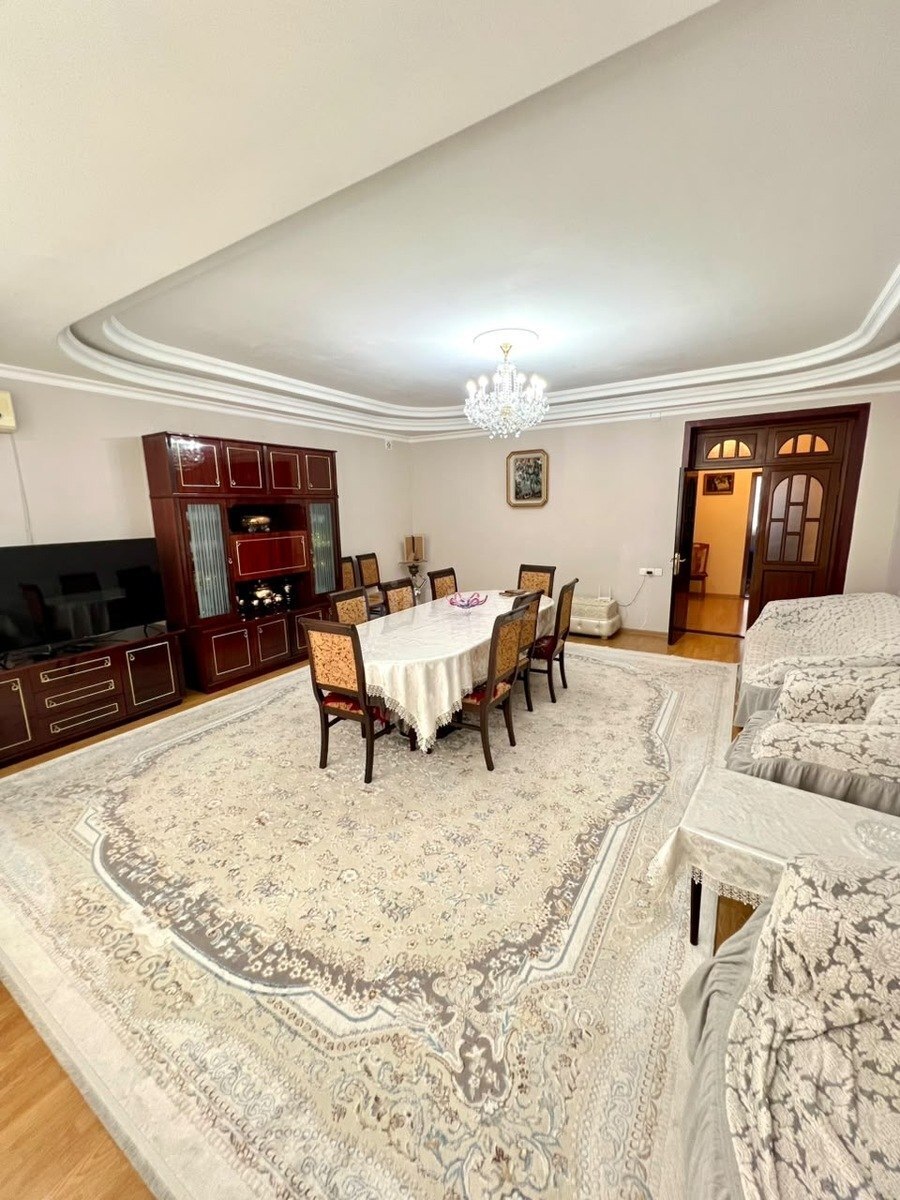 4 otaqlı Yeni tikili, Həzi Aslanov m., Bakı