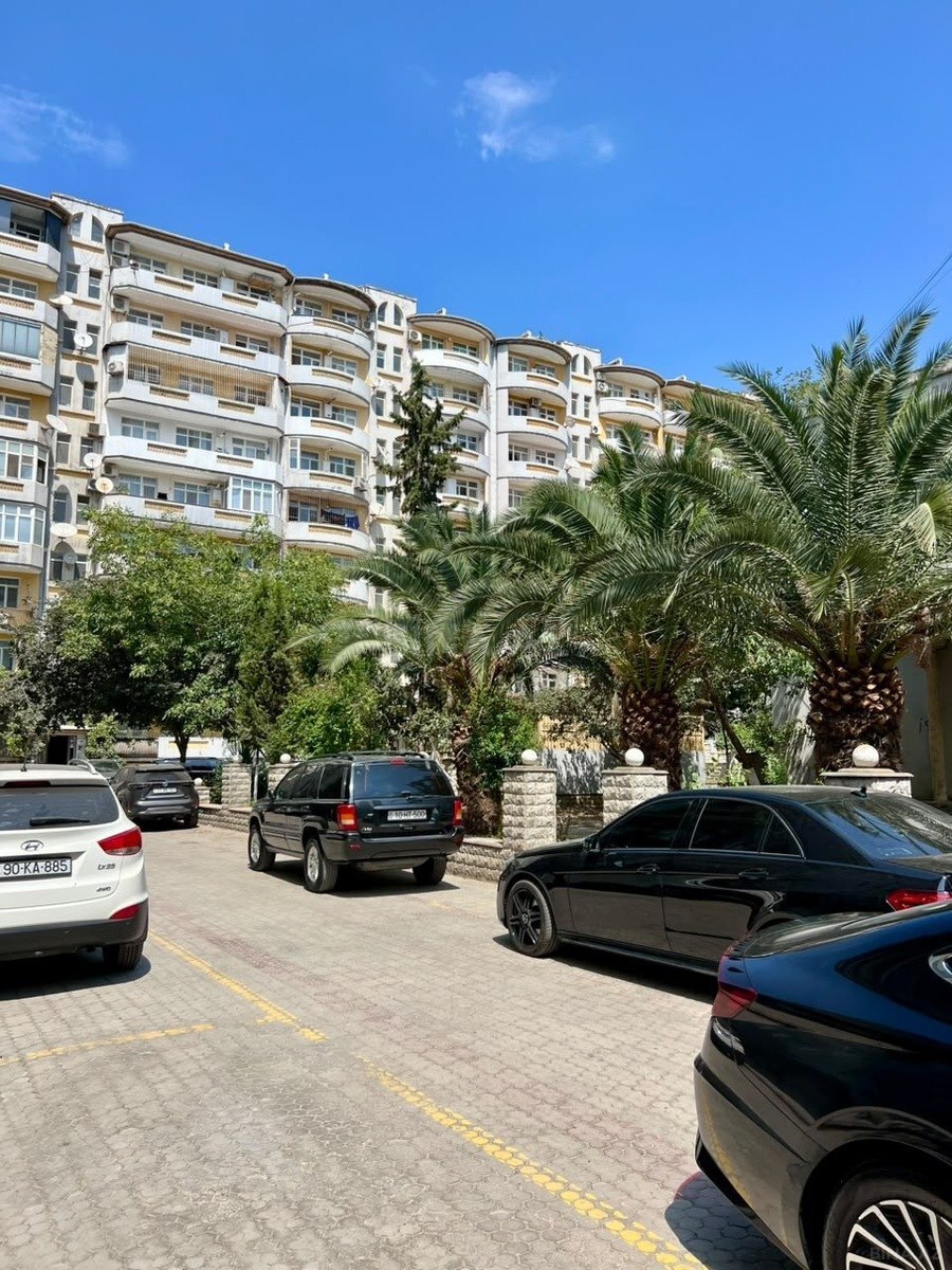 4 otaqlı Yeni tikili, Həzi Aslanov m., Bakı