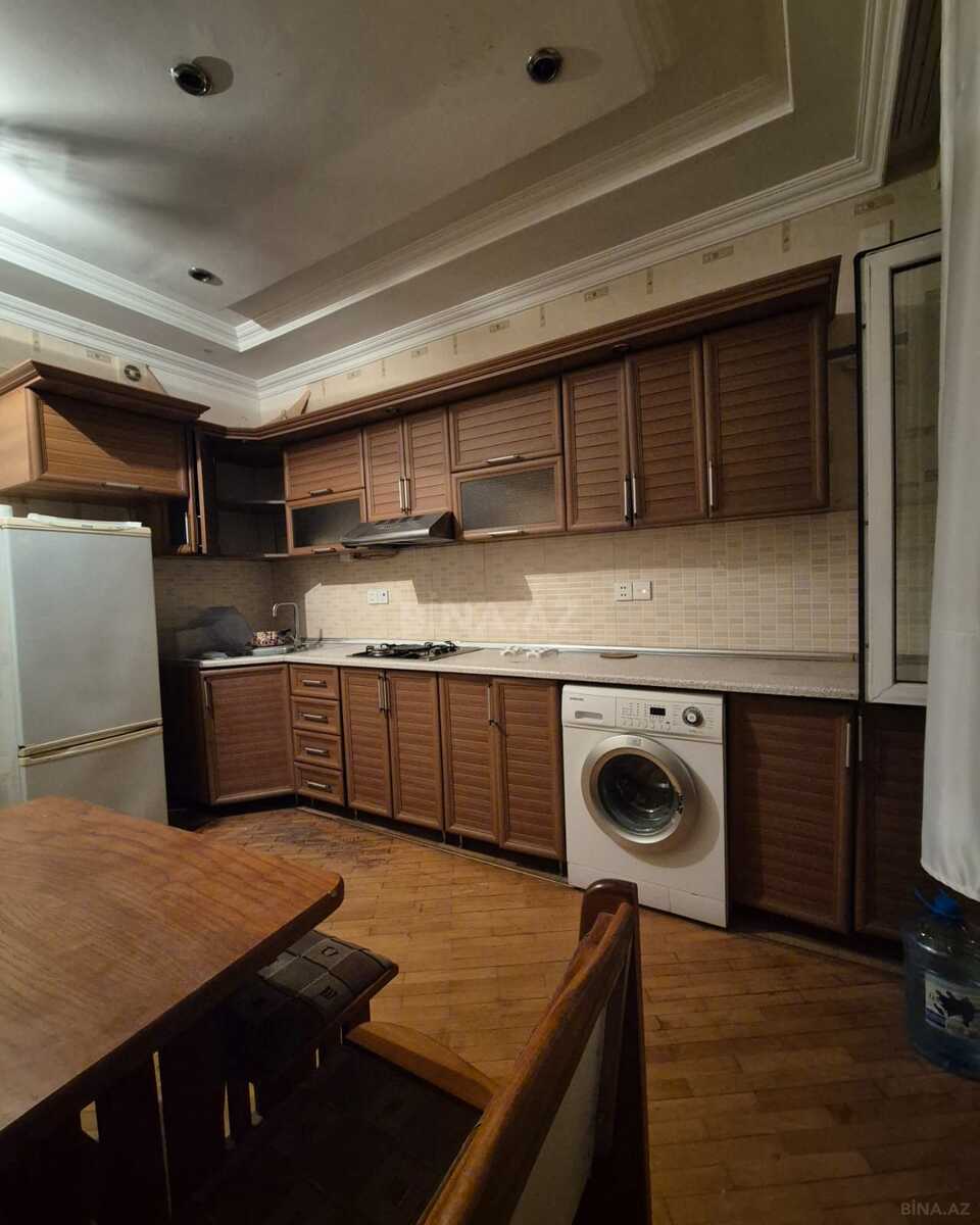 2 otaqlı Yeni tikili, İnşaatçılar m., Bakı