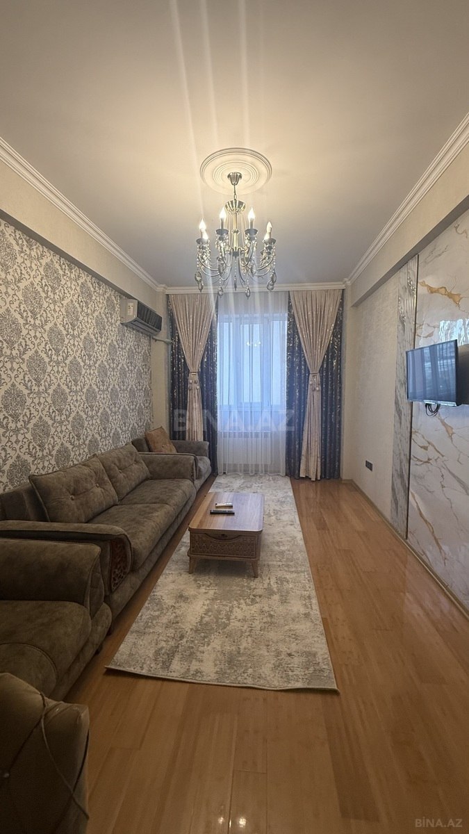 2 otaqlı Yeni tikili, Xırdalan