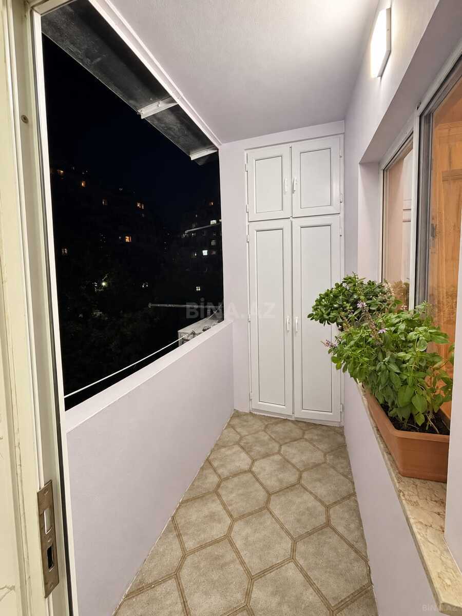 2 otaqlı Köhnə tikili, Xalqlar Dostluğu m., Bakı