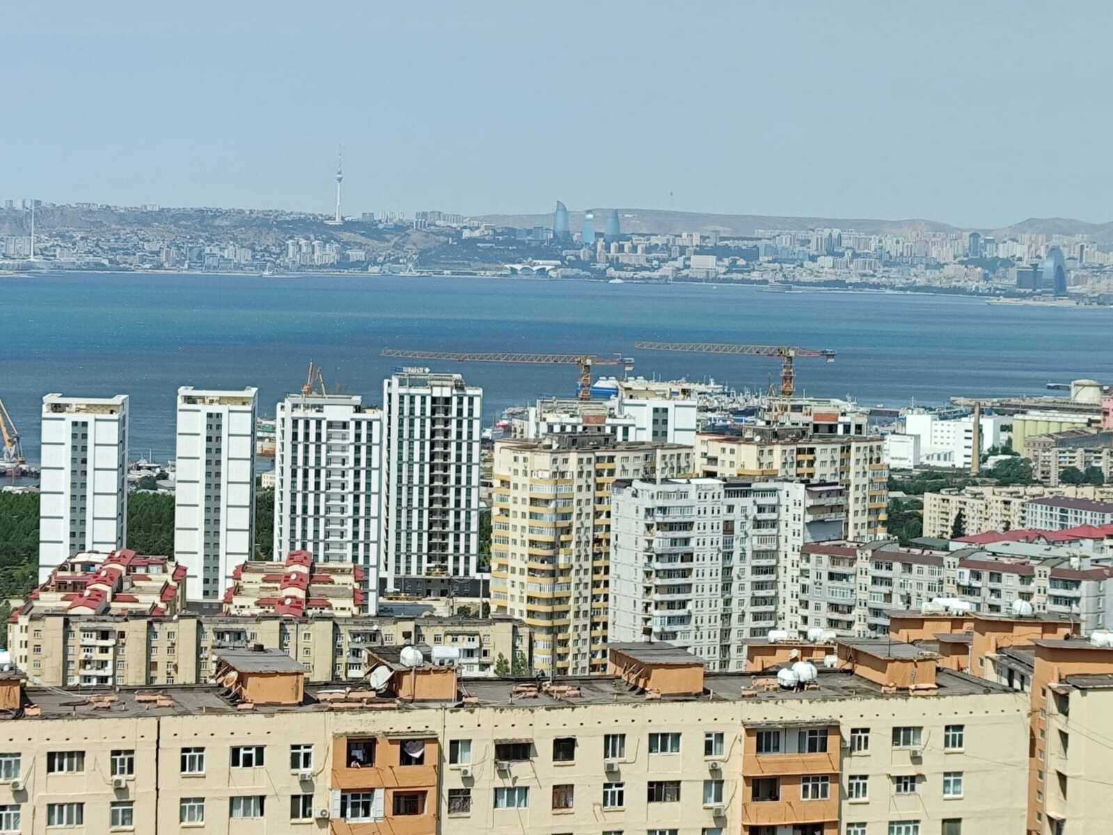 3 otaqlı Köhnə tikili, Əhmədli m., Bakı