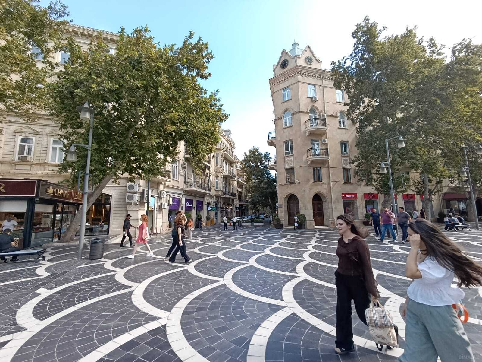 3 otaqlı Köhnə tikili, Sahil m., Bakı