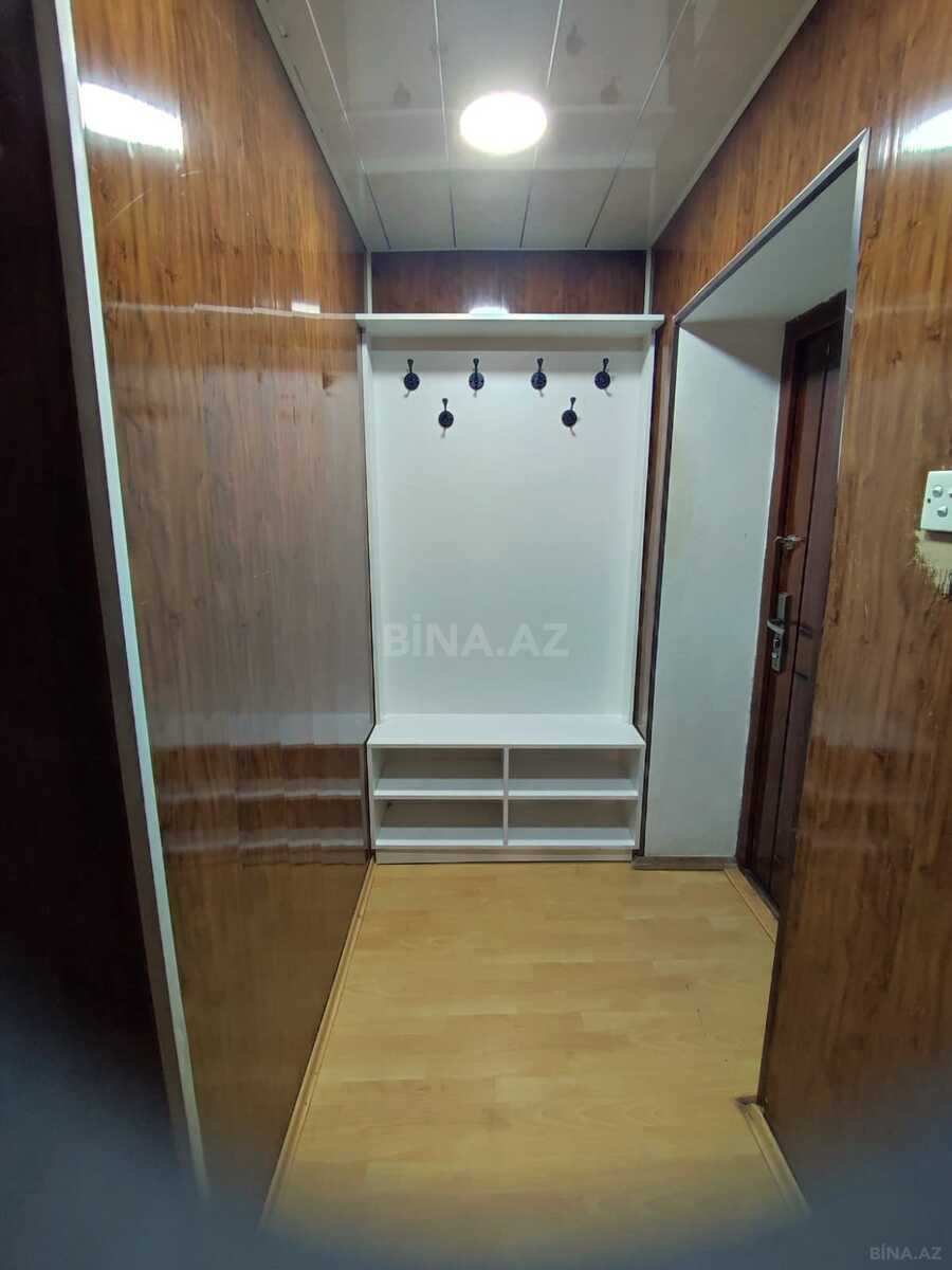 2 otaqlı Köhnə tikili, Elmlər Akademiyası m., Bakı