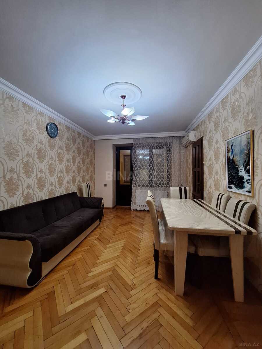 2 otaqlı Köhnə tikili, Elmlər Akademiyası m., Bakı