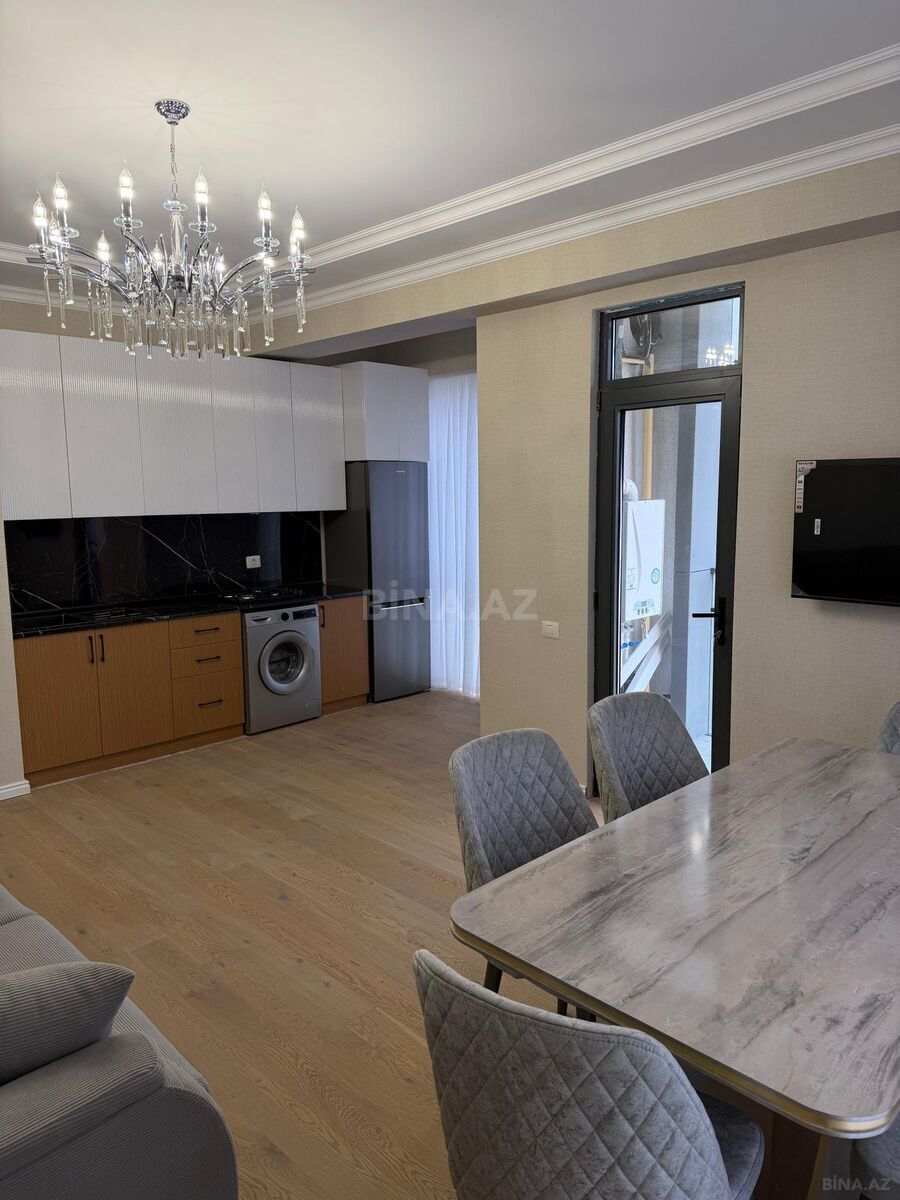 3 otaqlı Yeni tikili, İnşaatçılar m., Bakı