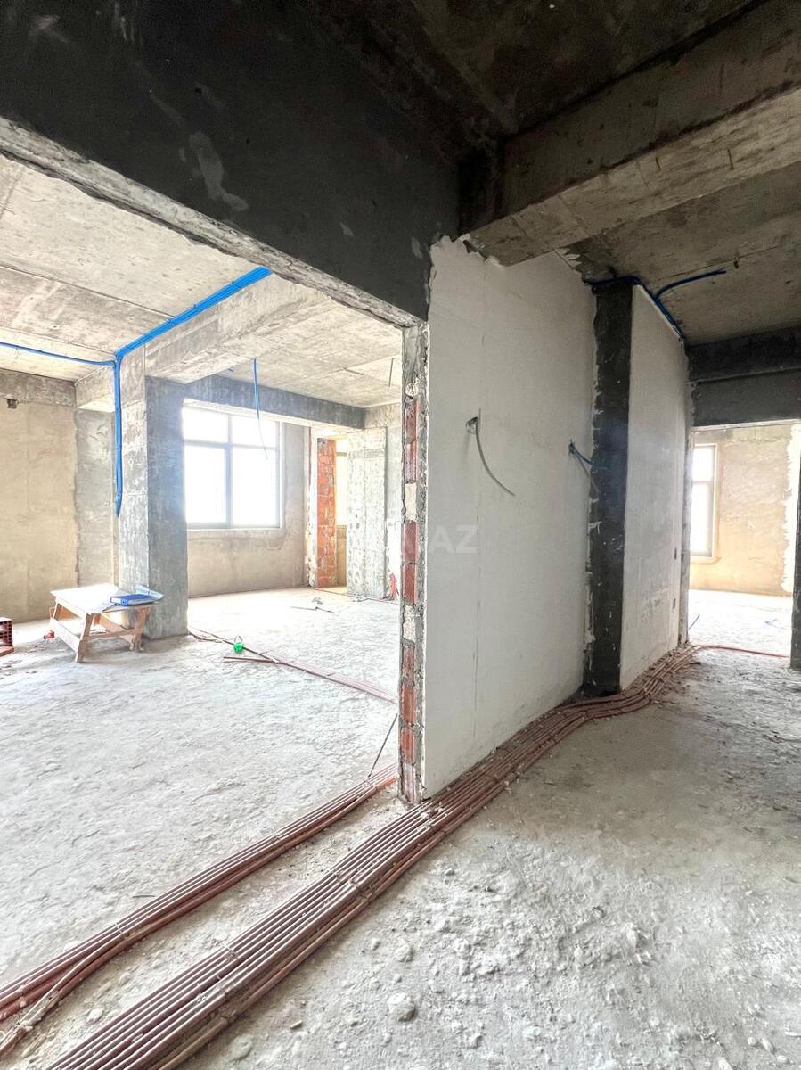 3 otaqlı Yeni tikili, Nizami m., Bakı