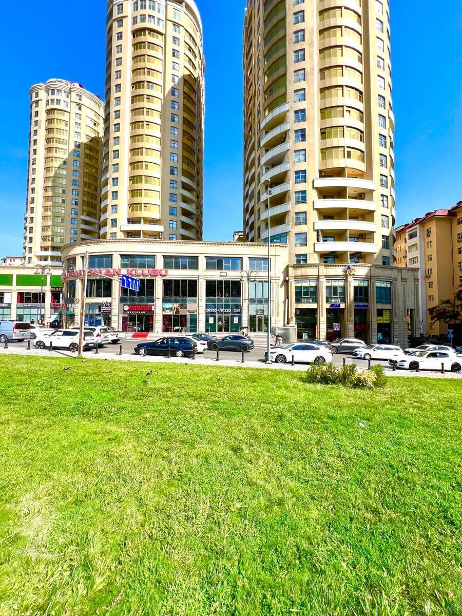 3 otaqlı Yeni tikili, Nizami m., Bakı