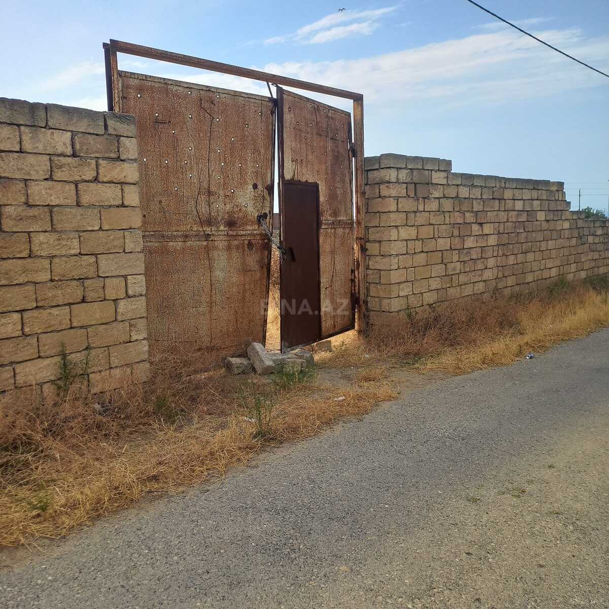 Torpaq Görədil q., Bakı