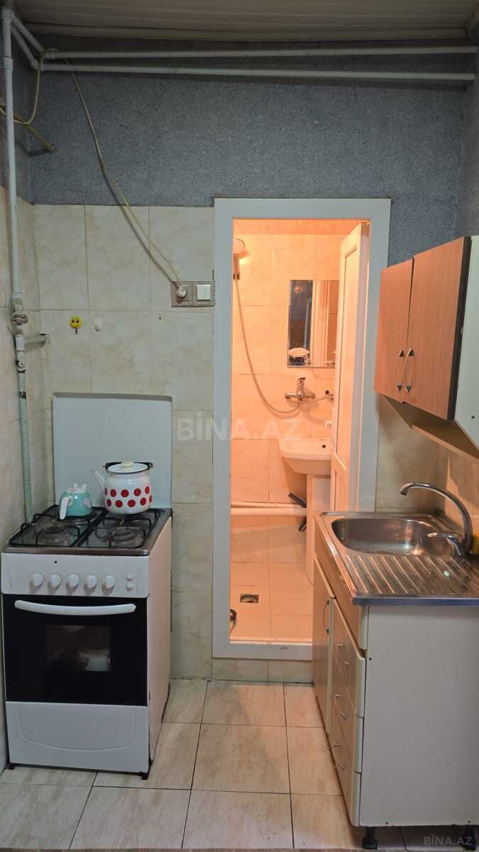 2 otaqlı Köhnə tikili, 28 May m., Bakı