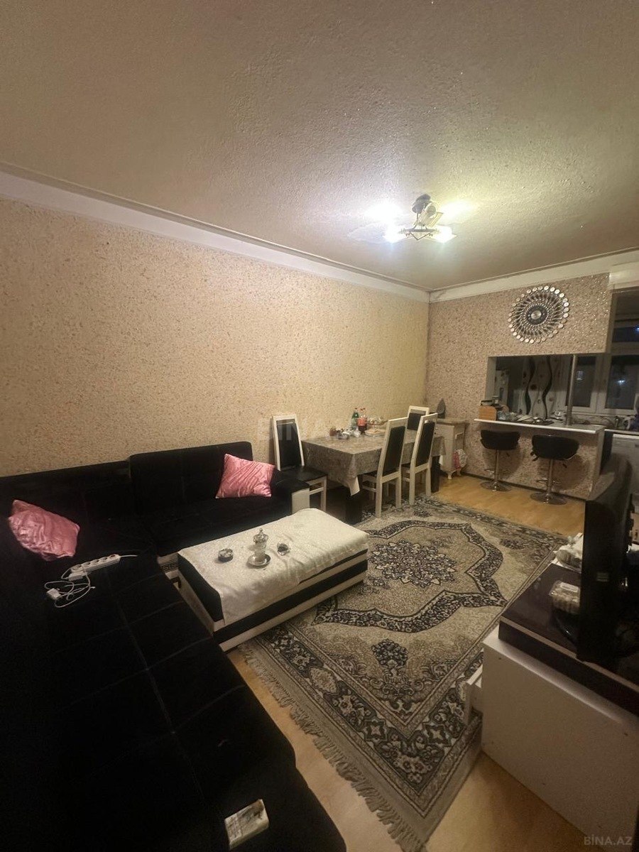 2 otaqlı Köhnə tikili, Memar Əcəmi m., Bakı