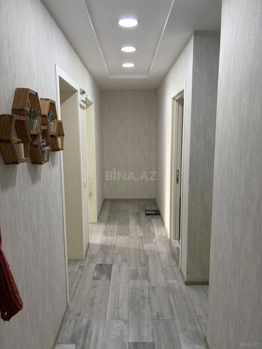 3 otaqlı Köhnə tikili, Qara Qarayev m., Bakı