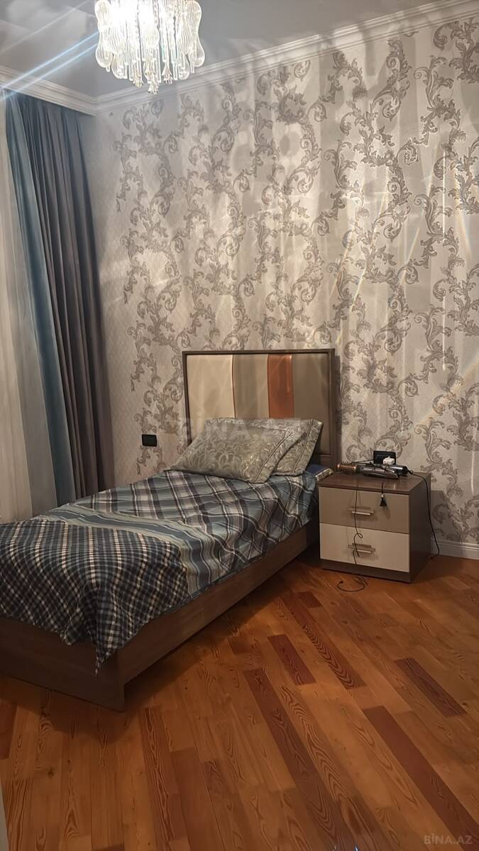 4 otaqlı Həyət evi/Bağ evi, Dədə Qorqud q., Bakı