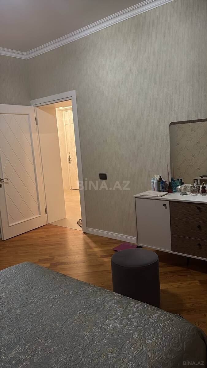 4 otaqlı Həyət evi/Bağ evi, Dədə Qorqud q., Bakı