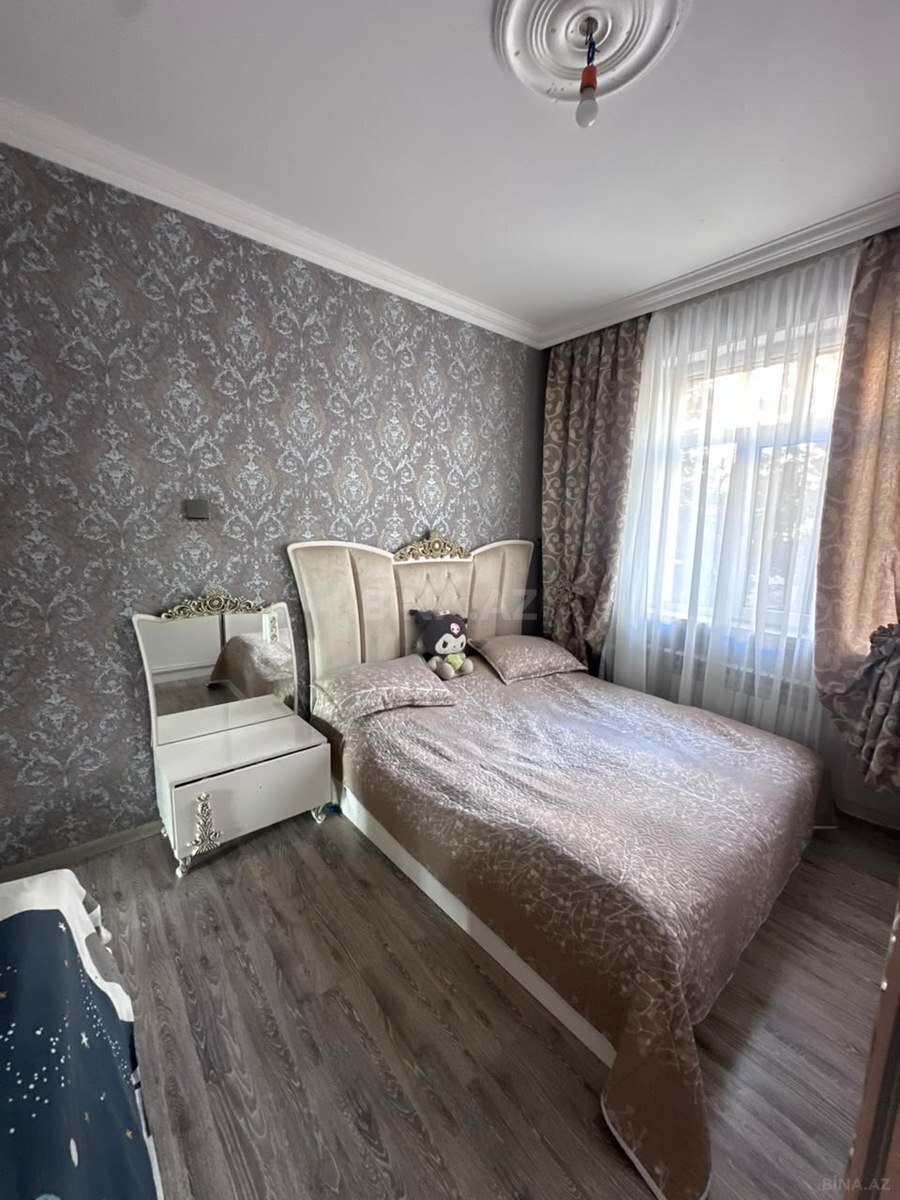 3 otaqlı Köhnə tikili, Yeni Günəşli q., Bakı