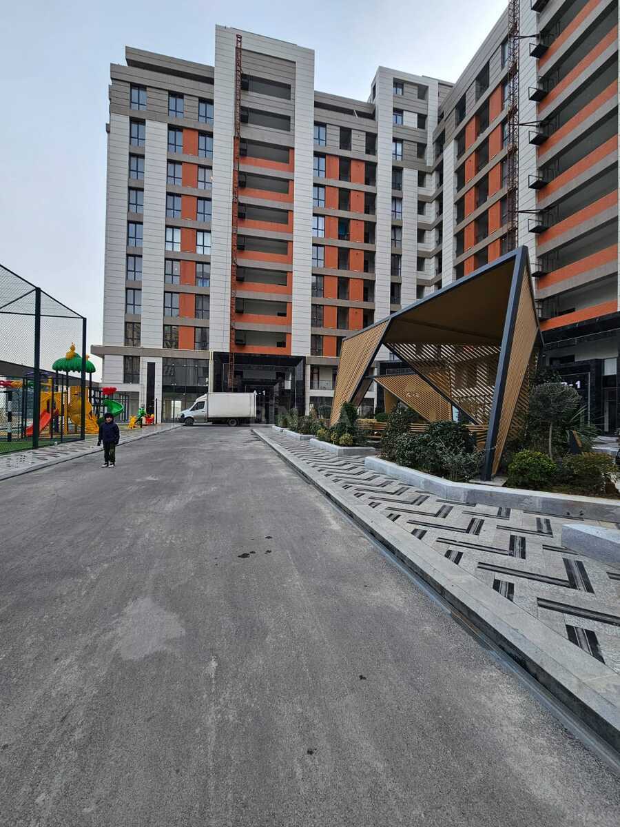 4 otaqlı, 129.0 m², Nizami