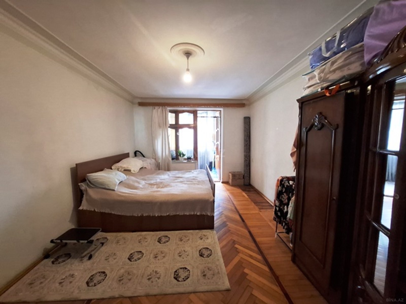 3 otaqlı Köhnə tikili, Qara Qarayev m., Bakı