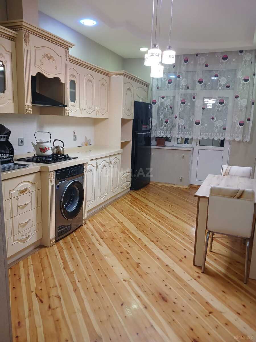 3 otaqlı Yeni tikili, Xırdalan