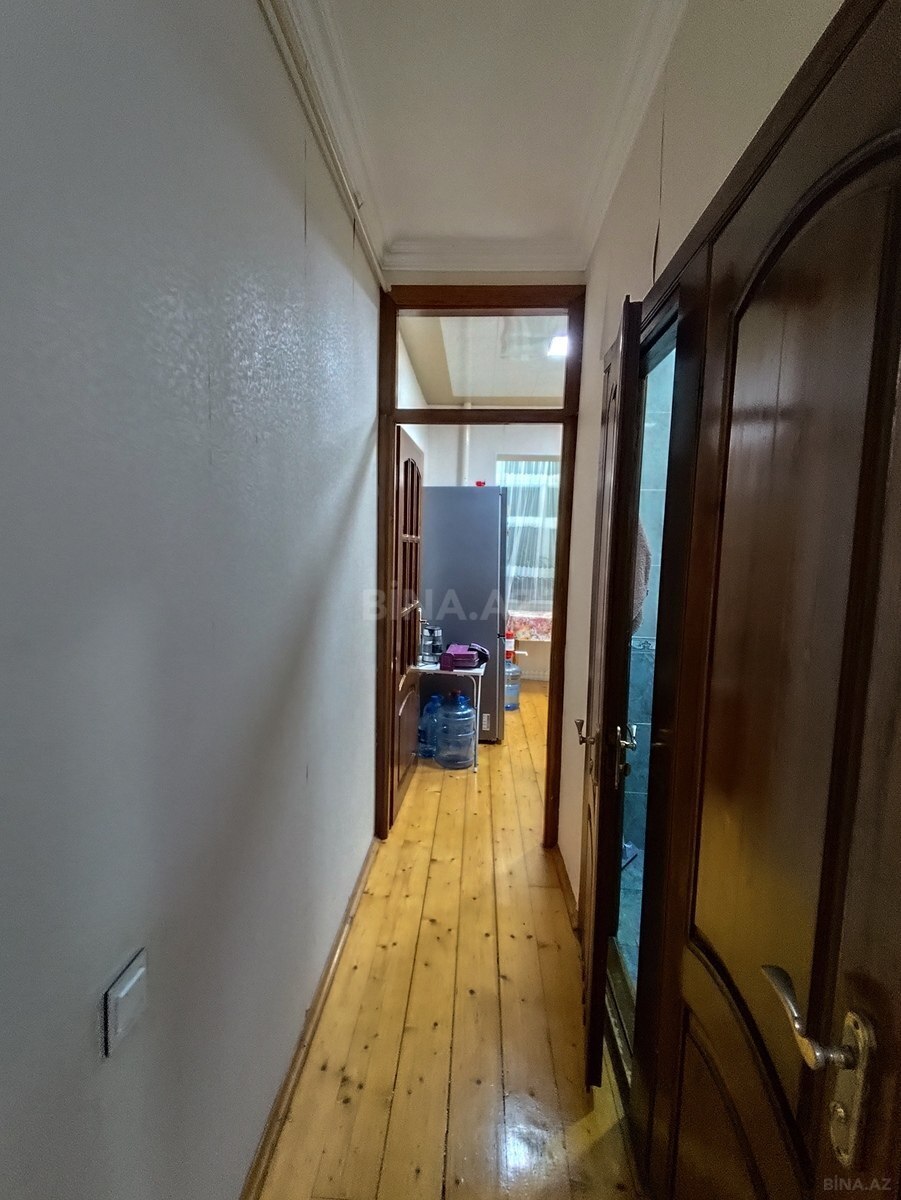 2 otaqlı Köhnə tikili, Həzi Aslanov m., Bakı