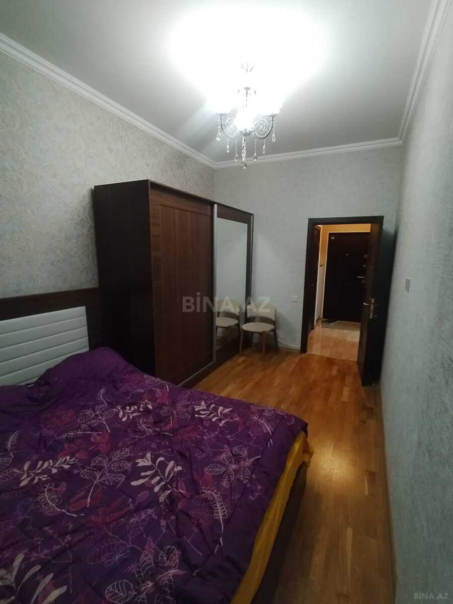 3 otaqlı Yeni tikili, Xırdalan