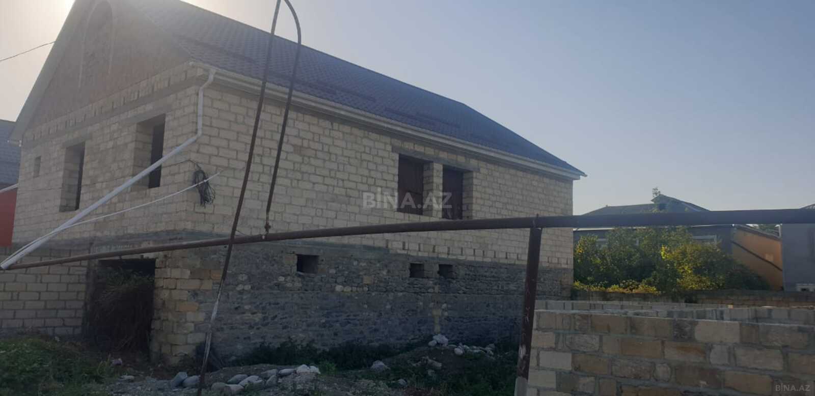 5 otaqlı Həyət evi/Bağ evi, Qusar