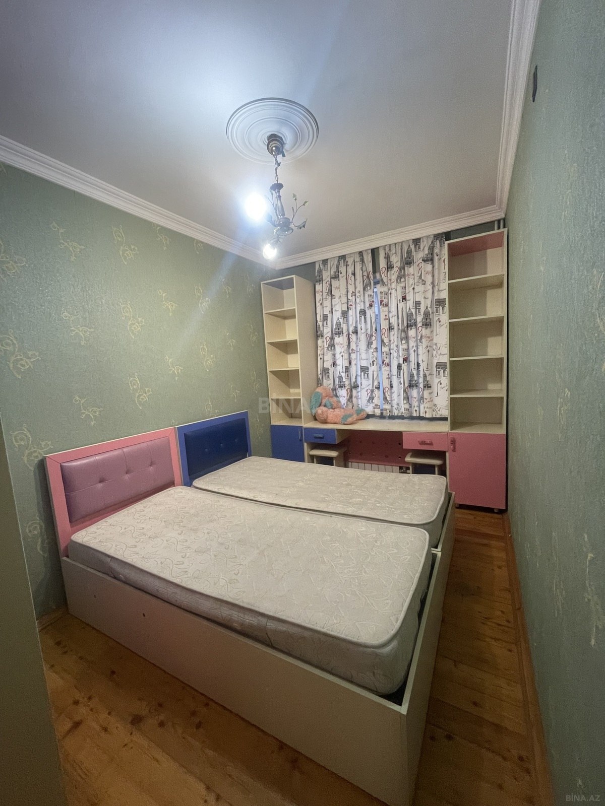 2 otaqlı Köhnə tikili, Memar Əcəmi m., Bakı