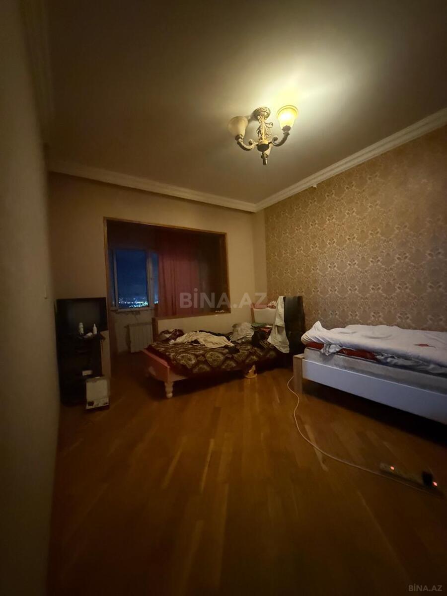 3 otaqlı Köhnə tikili, Xətai r., Bakı