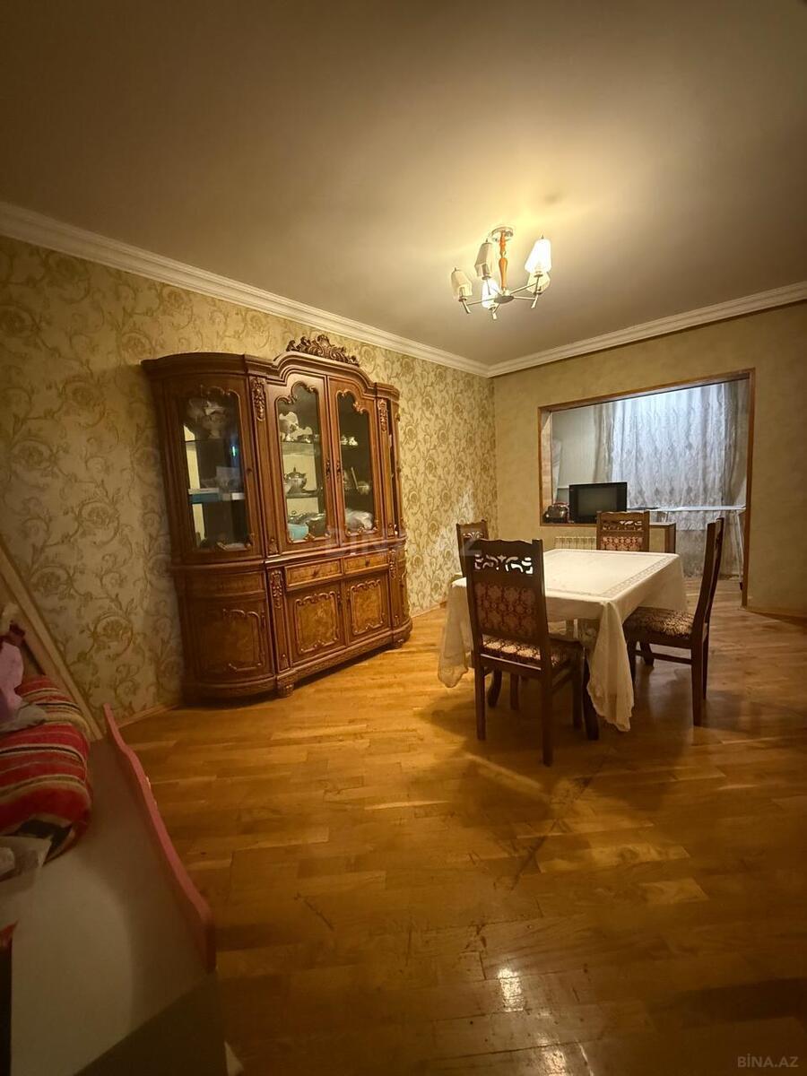 3 otaqlı Köhnə tikili, Xətai r., Bakı