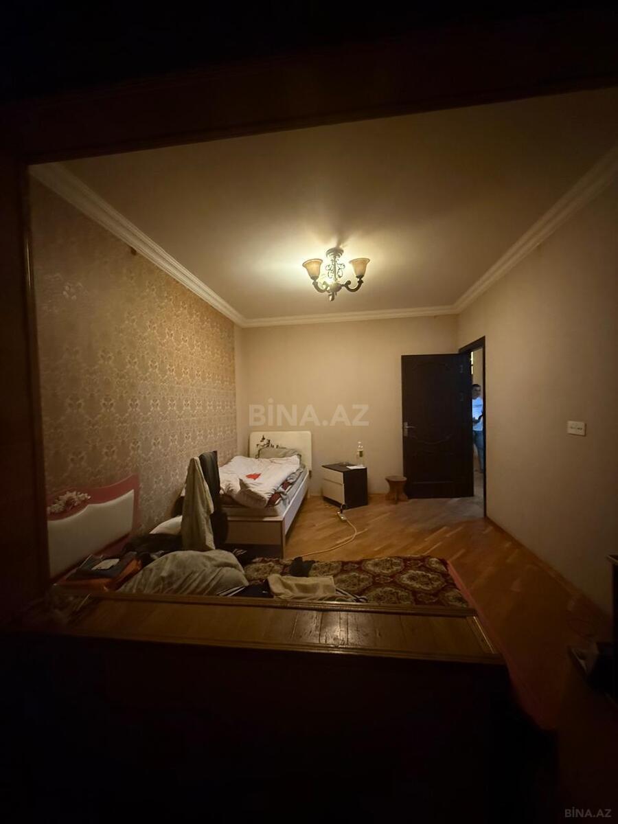 3 otaqlı Köhnə tikili, Xətai r., Bakı